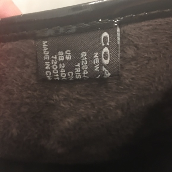 Coach boots SZ 9 only worn twice. Excellent cond. - Picture 3 of 3